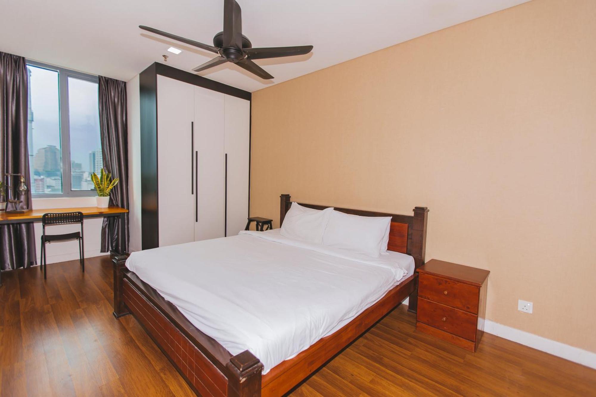 Summer Suites Klcc By Apartx Kuala Lumpur Extérieur photo