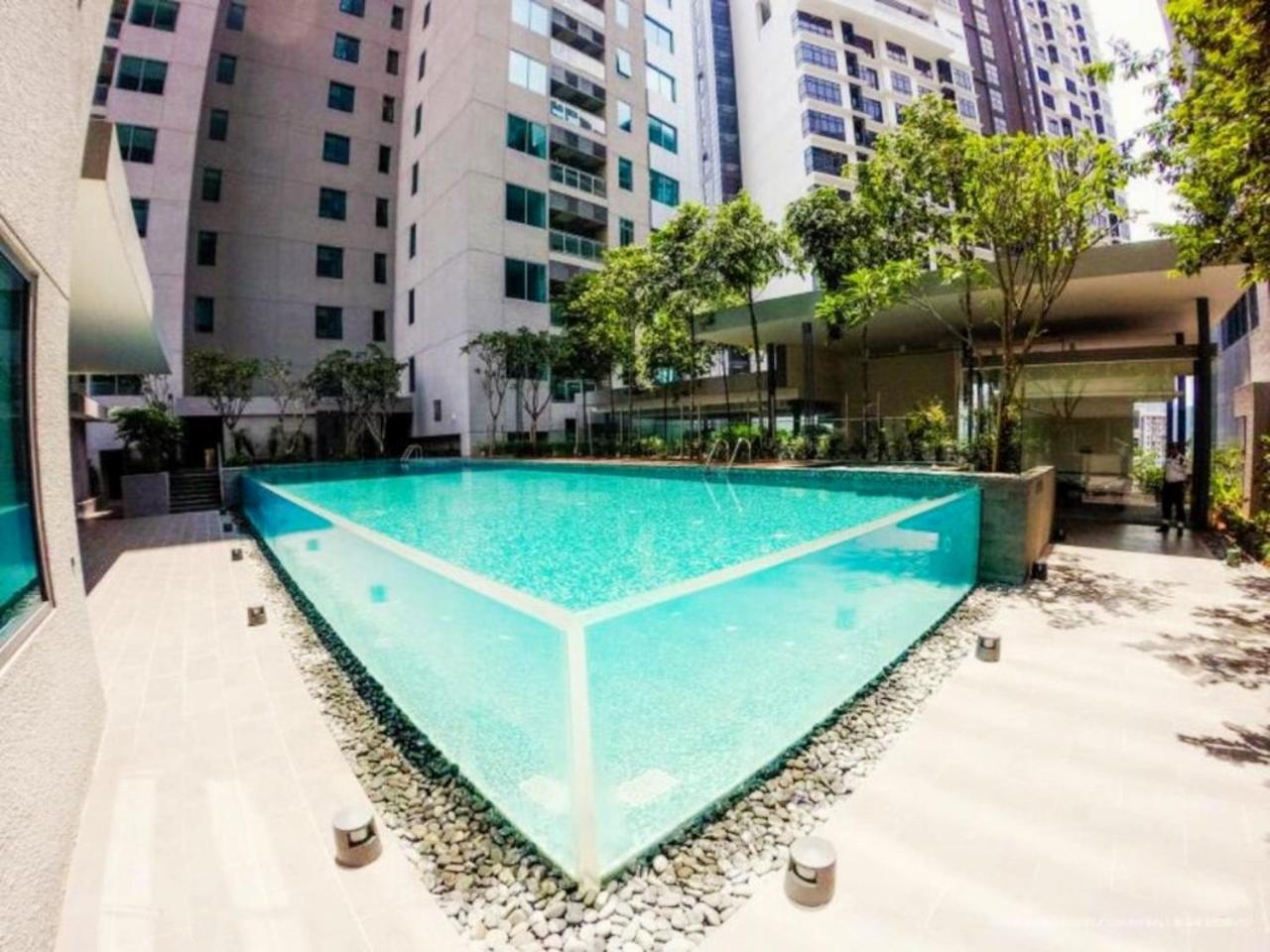 Summer Suites Klcc By Apartx Kuala Lumpur Extérieur photo