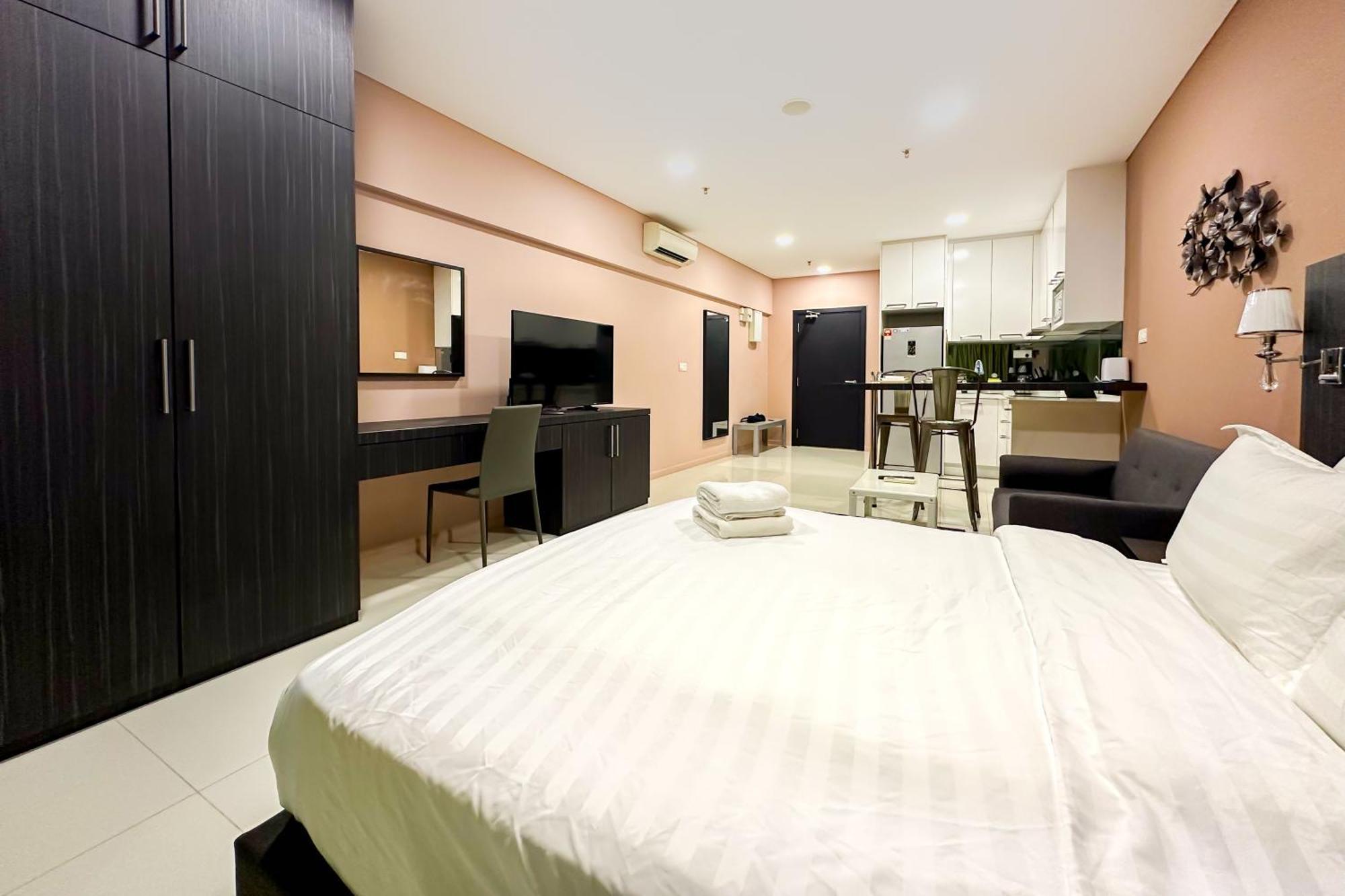 Summer Suites Klcc By Apartx Kuala Lumpur Extérieur photo