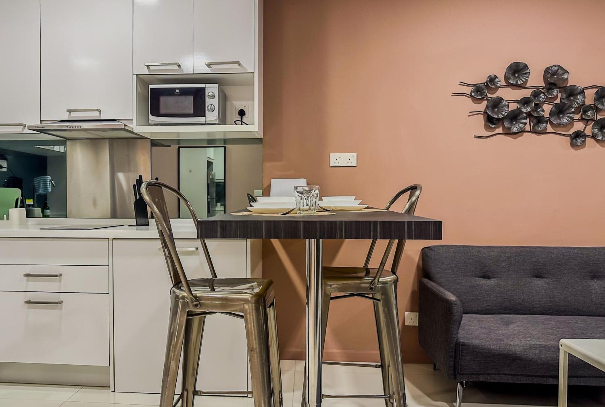 Summer Suites Klcc By Apartx Kuala Lumpur Extérieur photo